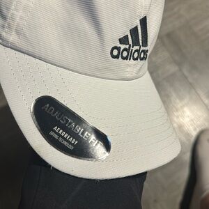 Men’s adidas golf relaxed strap back hat